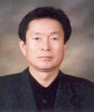 김창홍